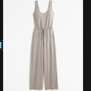 NWT Abercrombie Lounge Scoopneck Jumpsuit